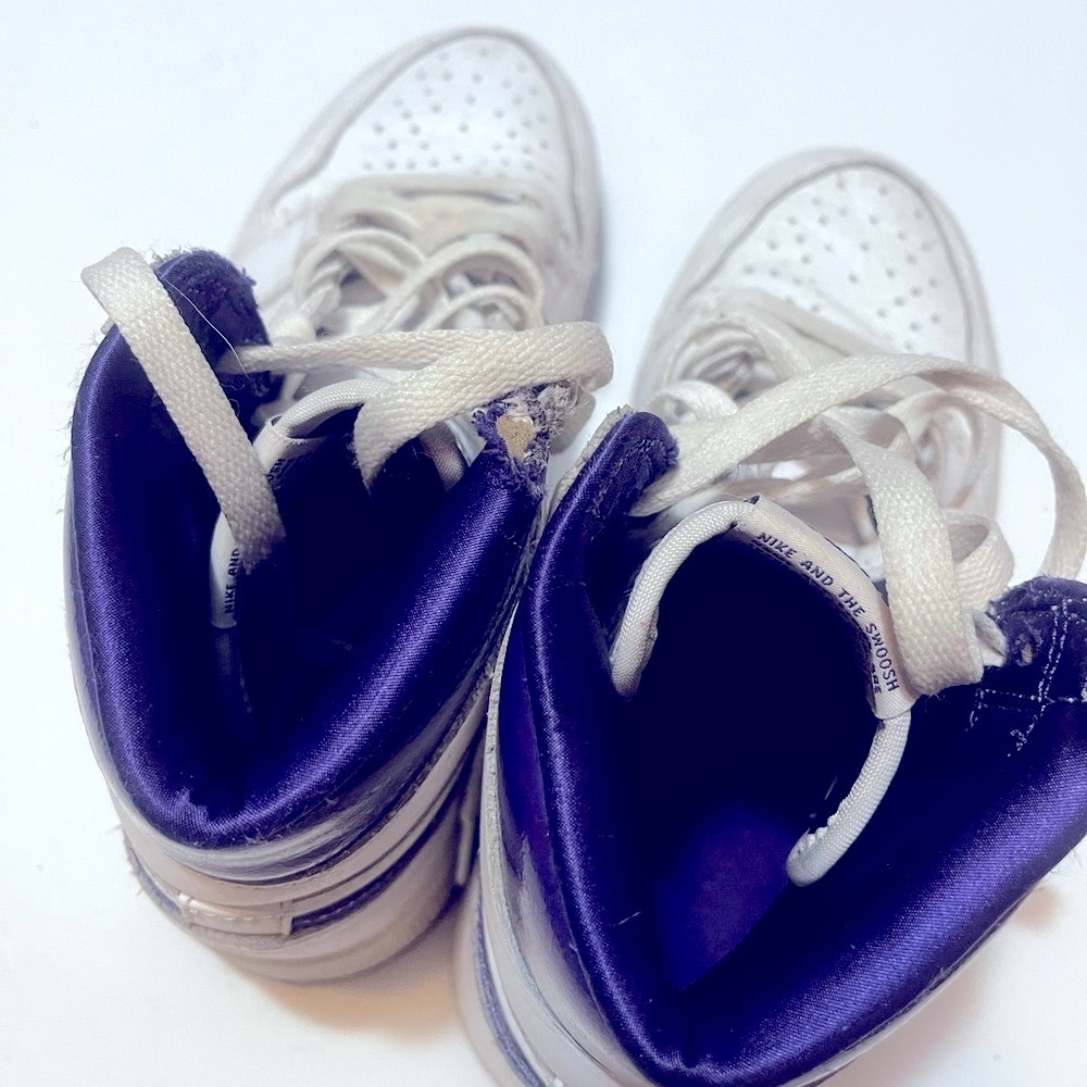 Air Jordan 1 High OG 'Court Purple Sz 6.5 Women - Picture 8 of 11